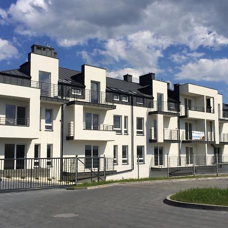 Apartament Puscha キェルツェ エクステリア 写真